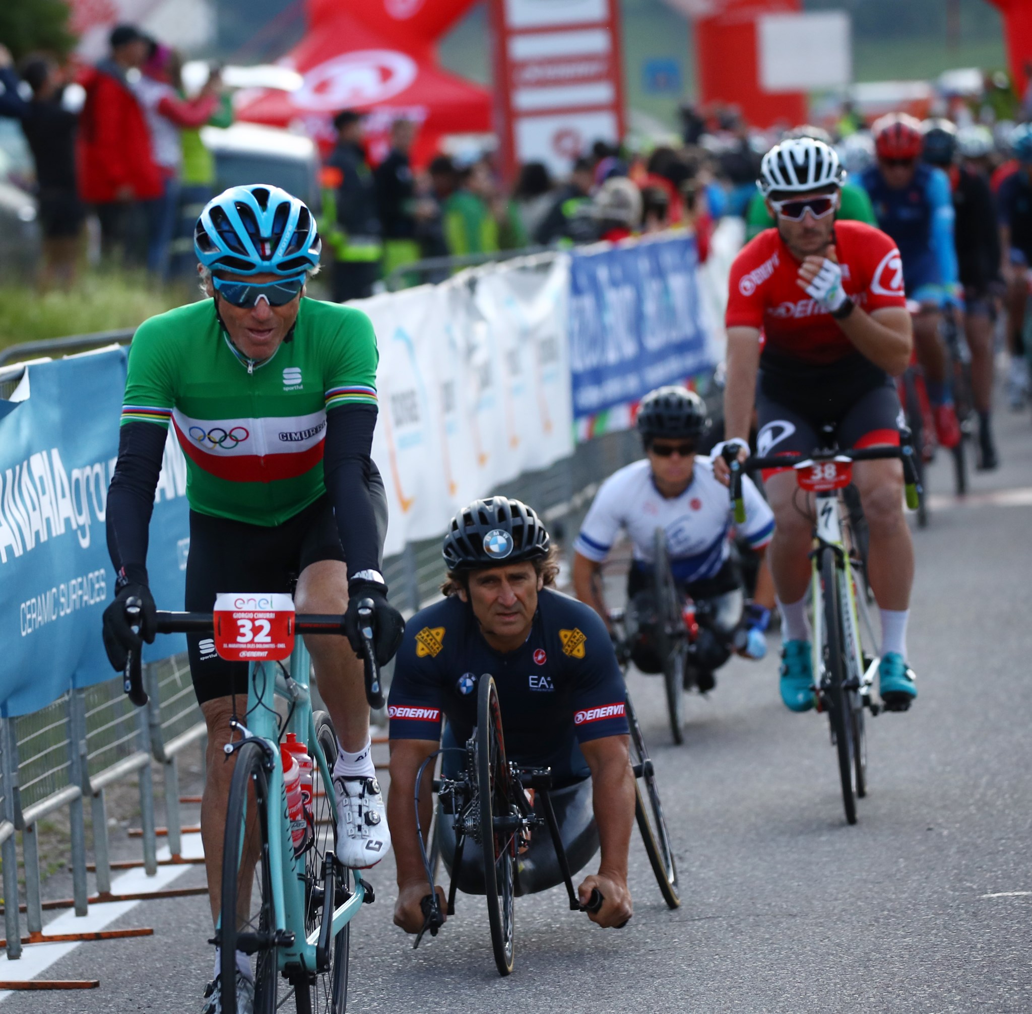 Maratona Dles dolomites insieme al grande Alex Zanardi