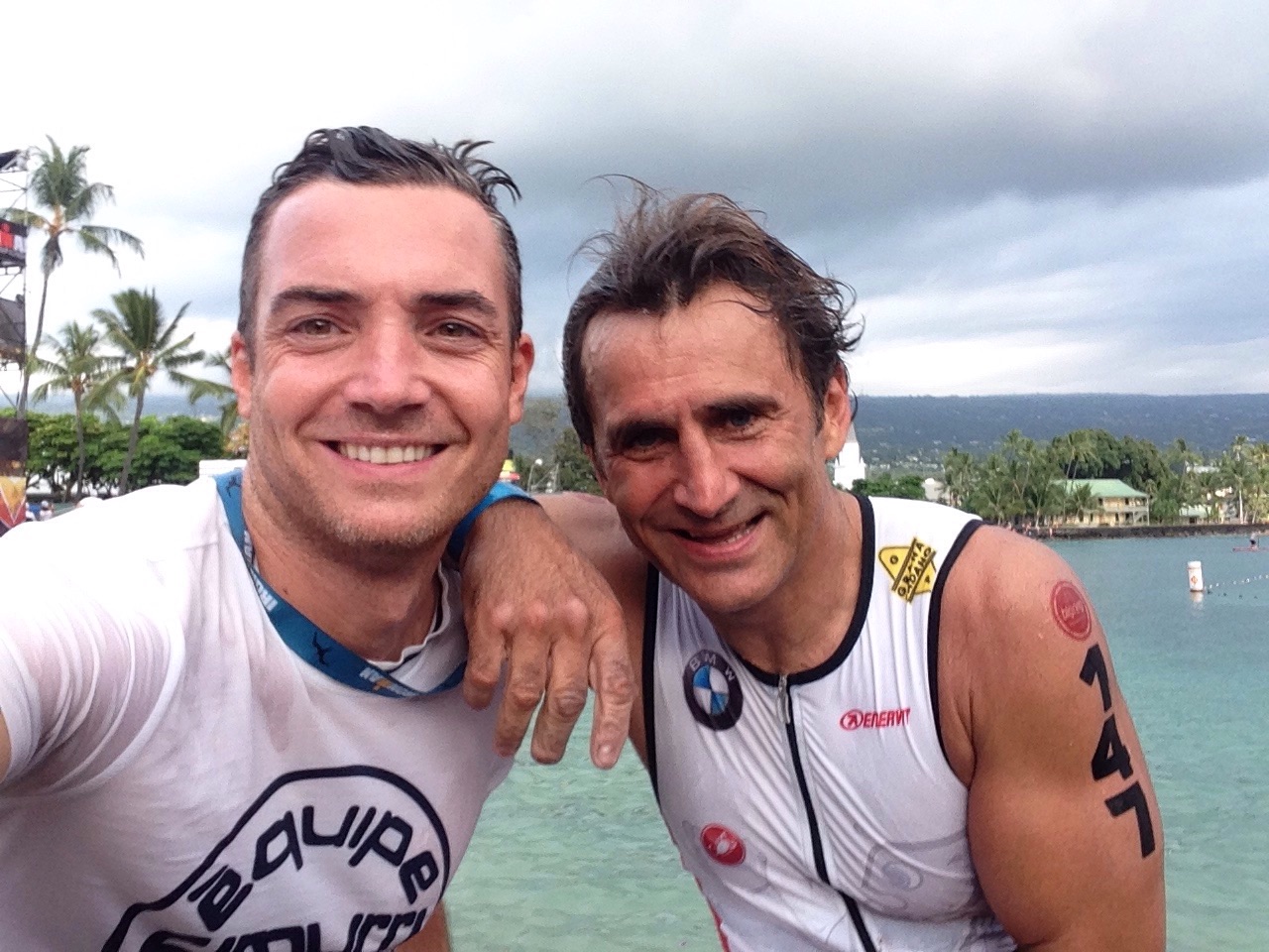 Ironman Haway sostenendo e collaborando con l’incredibile Alex Zanardi